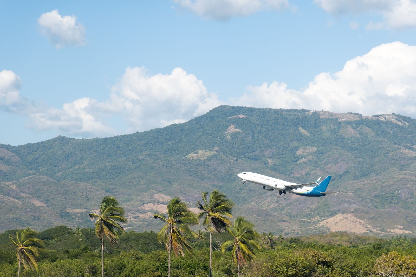 Top Mistakes to Avoid with Airport Transfers in Jamaica